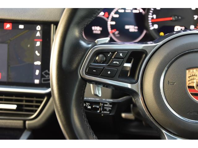 カイエン ベースグレード　黒革　ＡＣＣ　ナビ　３６０度カメラ　ＣａｒＰｌａｙ　ＢＳＭ　サラウンドアシスト　ポルシェアクティブセーフ　オートテールゲート　パワーシート　シートヒーター　ＬＥＤライト　ＥＴＣ（16枚目）