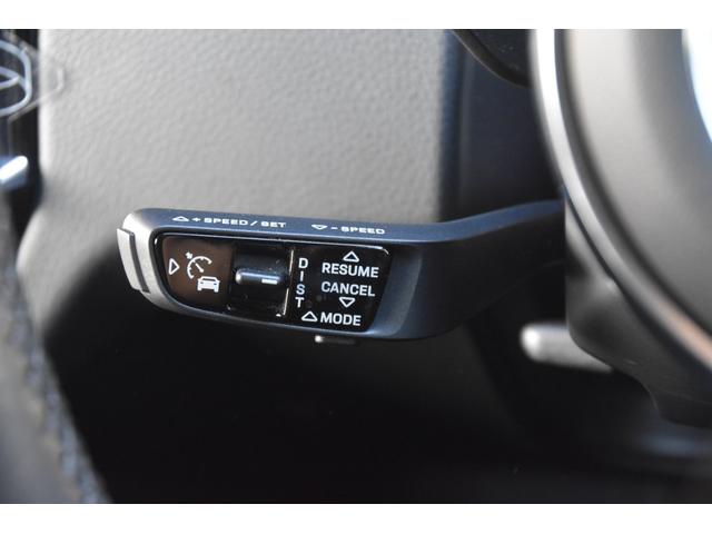 カイエン ベースグレード　黒革　ＡＣＣ　ナビ　３６０度カメラ　ＣａｒＰｌａｙ　ＢＳＭ　サラウンドアシスト　ポルシェアクティブセーフ　オートテールゲート　パワーシート　シートヒーター　ＬＥＤライト　ＥＴＣ（18枚目）