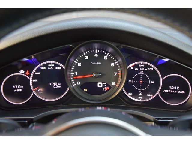 カイエン ベースグレード　黒革　ＡＣＣ　ナビ　３６０度カメラ　ＣａｒＰｌａｙ　ＢＳＭ　サラウンドアシスト　ポルシェアクティブセーフ　オートテールゲート　パワーシート　シートヒーター　ＬＥＤライト　ＥＴＣ（19枚目）