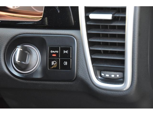 カイエン ベースグレード　黒革　ＡＣＣ　ナビ　３６０度カメラ　ＣａｒＰｌａｙ　ＢＳＭ　サラウンドアシスト　ポルシェアクティブセーフ　オートテールゲート　パワーシート　シートヒーター　ＬＥＤライト　ＥＴＣ（32枚目）