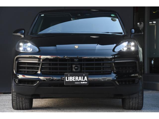 カイエン ベースグレード　黒革　ＡＣＣ　ナビ　３６０度カメラ　ＣａｒＰｌａｙ　ＢＳＭ　サラウンドアシスト　ポルシェアクティブセーフ　オートテールゲート　パワーシート　シートヒーター　ＬＥＤライト　ＥＴＣ（42枚目）