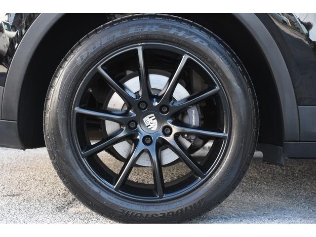 カイエン ベースグレード　黒革　ＡＣＣ　ナビ　３６０度カメラ　ＣａｒＰｌａｙ　ＢＳＭ　サラウンドアシスト　ポルシェアクティブセーフ　オートテールゲート　パワーシート　シートヒーター　ＬＥＤライト　ＥＴＣ（46枚目）