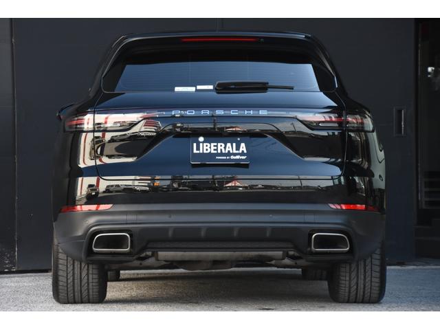 カイエン ベースグレード　黒革　ＡＣＣ　ナビ　３６０度カメラ　ＣａｒＰｌａｙ　ＢＳＭ　サラウンドアシスト　ポルシェアクティブセーフ　オートテールゲート　パワーシート　シートヒーター　ＬＥＤライト　ＥＴＣ（51枚目）
