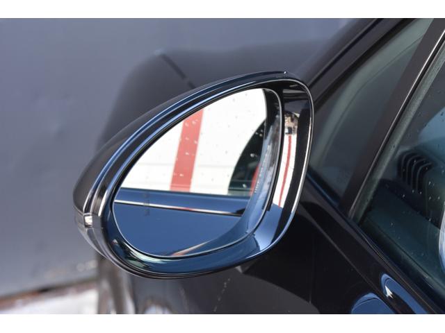 カイエン ベースグレード　黒革　ＡＣＣ　ナビ　３６０度カメラ　ＣａｒＰｌａｙ　ＢＳＭ　サラウンドアシスト　ポルシェアクティブセーフ　オートテールゲート　パワーシート　シートヒーター　ＬＥＤライト　ＥＴＣ（53枚目）