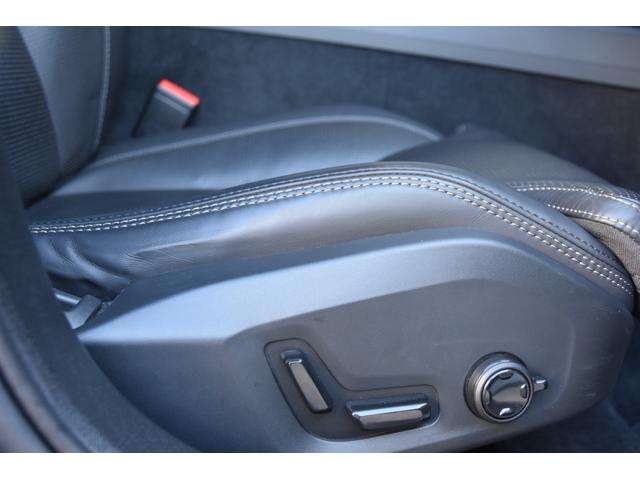 Ｖ６０ アルティメット　Ｂ４　黒革　Ｇｏｏｇｌｅナビ　ＣａｒＰｌａｙ　３６０度カメラ　ｈａｒｍａｎ／ｋａｒｄｏｎ　オートテールゲート　ＡＣＣ　ＢＳＭ　ＬＫＡ　ＨＵＤ　前後ドラレコ　パワーシート　シートヒーター　ベンチレーション（7枚目）