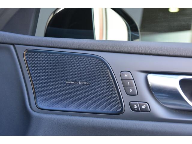 Ｖ６０ アルティメット　Ｂ４　黒革　Ｇｏｏｇｌｅナビ　ＣａｒＰｌａｙ　３６０度カメラ　ｈａｒｍａｎ／ｋａｒｄｏｎ　オートテールゲート　ＡＣＣ　ＢＳＭ　ＬＫＡ　ＨＵＤ　前後ドラレコ　パワーシート　シートヒーター　ベンチレーション（35枚目）