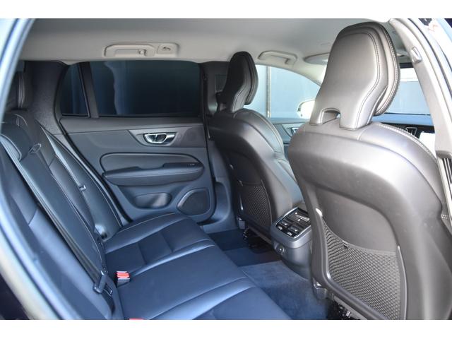 Ｖ６０ アルティメット　Ｂ４　黒革　Ｇｏｏｇｌｅナビ　ＣａｒＰｌａｙ　３６０度カメラ　ｈａｒｍａｎ／ｋａｒｄｏｎ　オートテールゲート　ＡＣＣ　ＢＳＭ　ＬＫＡ　ＨＵＤ　前後ドラレコ　パワーシート　シートヒーター　ベンチレーション（38枚目）