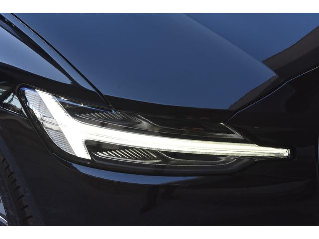 Ｖ６０ アルティメット　Ｂ４　黒革　Ｇｏｏｇｌｅナビ　ＣａｒＰｌａｙ　３６０度カメラ　ｈａｒｍａｎ／ｋａｒｄｏｎ　オートテールゲート　ＡＣＣ　ＢＳＭ　ＬＫＡ　ＨＵＤ　前後ドラレコ　パワーシート　シートヒーター　ベンチレーション（57枚目）