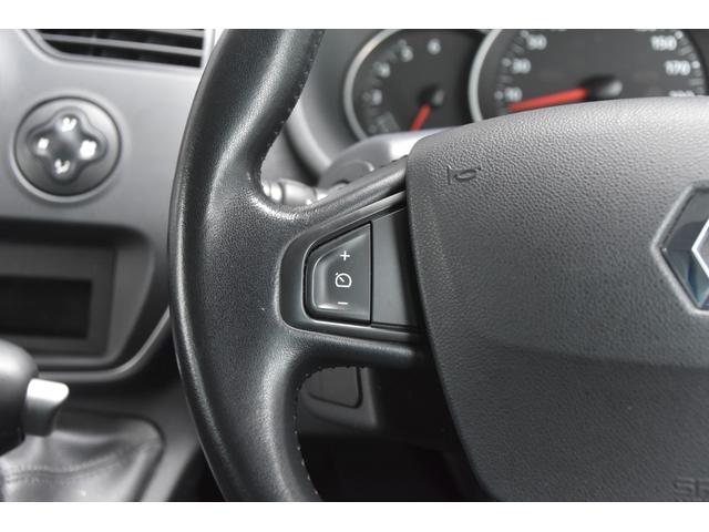 【五感で較べる】のコンセプトのもと、全車試乗も可能となっております。お気軽にスタッフにお尋ね下さい！！