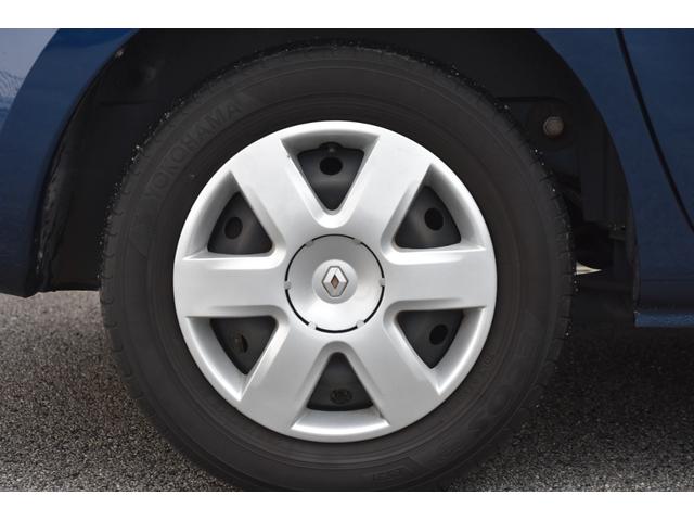 ご希望によりオプションパーツ類のご購入及び取り付けが可能です。その他にも各種カー用品のお取り扱いをしております。お問い合わせはお電話で♪