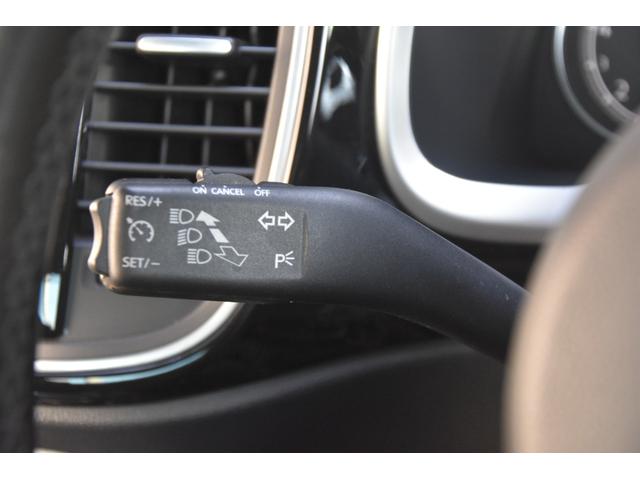 ザ・ビートル ２．０Ｒライン　３連メーター　純正ナビ　フルセグ　Ｂカメラ　リヤスポイラー　ツインエキゾーストパイプ　レッドブレーキキャリパー　クルコン　コーナーセンサー　純正１８ＡＷ　プッシュスタート　ＭＴモード付ＡＴ　ＥＴＣ（18枚目）