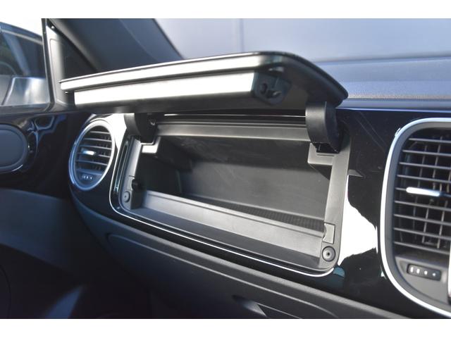 ザ・ビートル ２．０Ｒライン　３連メーター　純正ナビ　フルセグ　Ｂカメラ　リヤスポイラー　ツインエキゾーストパイプ　レッドブレーキキャリパー　クルコン　コーナーセンサー　純正１８ＡＷ　プッシュスタート　ＭＴモード付ＡＴ　ＥＴＣ（30枚目）