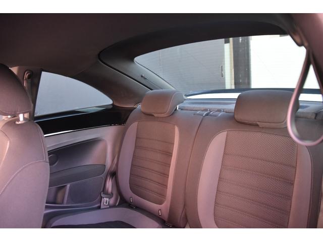 ザ・ビートル ２．０Ｒライン　３連メーター　純正ナビ　フルセグ　Ｂカメラ　リヤスポイラー　ツインエキゾーストパイプ　レッドブレーキキャリパー　クルコン　コーナーセンサー　純正１８ＡＷ　プッシュスタート　ＭＴモード付ＡＴ　ＥＴＣ（37枚目）