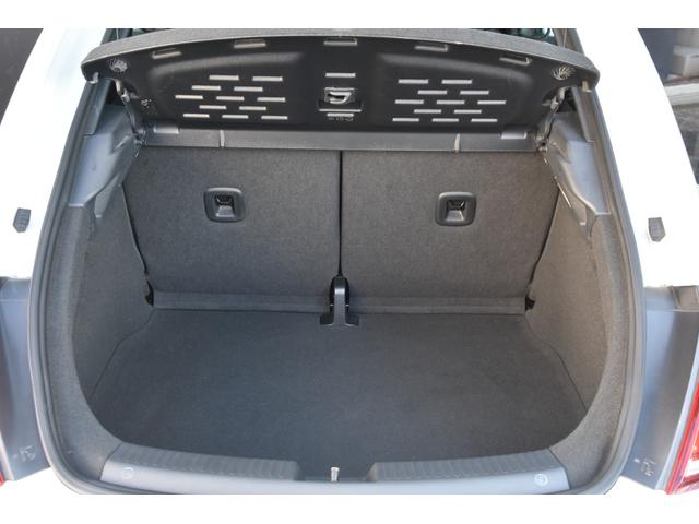 ザ・ビートル ２．０Ｒライン　３連メーター　純正ナビ　フルセグ　Ｂカメラ　リヤスポイラー　ツインエキゾーストパイプ　レッドブレーキキャリパー　クルコン　コーナーセンサー　純正１８ＡＷ　プッシュスタート　ＭＴモード付ＡＴ　ＥＴＣ（39枚目）