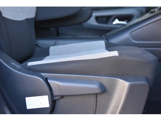 ベルランゴ エディション・ノアール 特別仕様車 パノラミックルーフ ACC ディスプレイオーディオ Bカメラ Apple carPlay ブラインドスポットアシスト コーナーセンサー LED ルーフレール プッシュスタート 前後ドラレコ(7枚目)