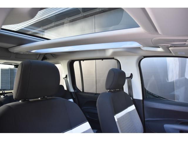 ベルランゴ エディション・ノアール 特別仕様車 パノラミックルーフ ACC ディスプレイオーディオ Bカメラ Apple carPlay ブラインドスポットアシスト コーナーセンサー LED ルーフレール プッシュスタート 前後ドラレコ(8枚目)