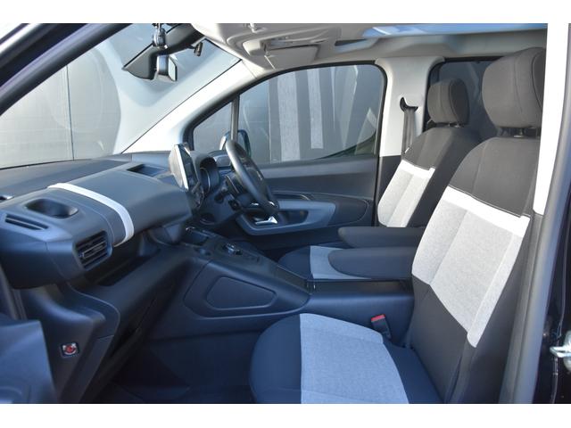 ベルランゴ エディション・ノアール 特別仕様車 パノラミックルーフ ACC ディスプレイオーディオ Bカメラ Apple carPlay ブラインドスポットアシスト コーナーセンサー LED ルーフレール プッシュスタート 前後ドラレコ(10枚目)