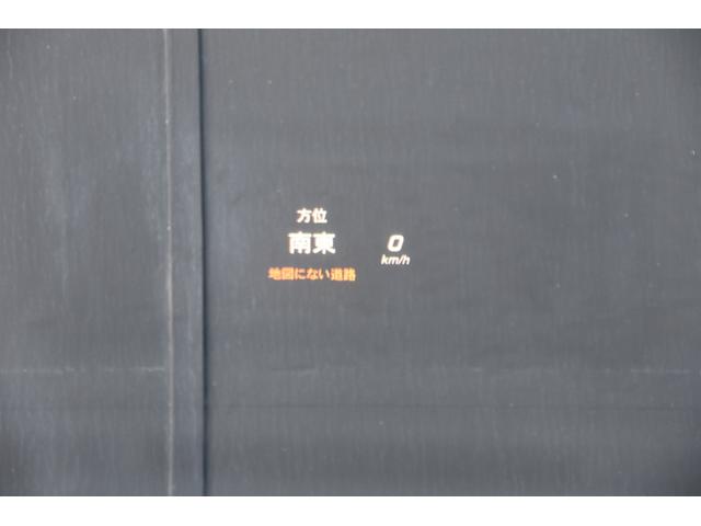 GLC GLC250 4マチックスポーツ パナメリカーナグリル レーダーSF ACC 社外フロントスポイラー ナビ フルセグ 全方位カメラ 電動バックドア コーナーセンサー HUD ハーフレザー 全席シートヒーター 前後ドラレコ 純正ステップ(19枚目)