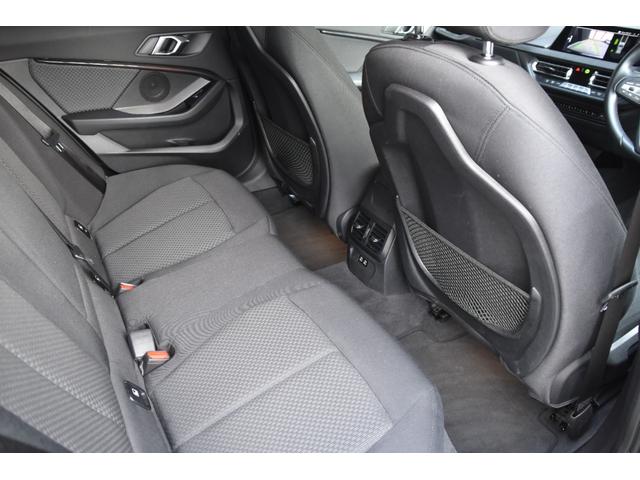 １シリーズ １１８ｄ　プレイ　エディションジョイ＋　インテリジェントＳＦ　ナビゲーションＰＫＧ　コンフォートＰＫＧ　ＡＣＣ　純正ナビ　Ｂカメラ　Ａｐｐｌｅ　ｃａｒＰｌａｙ　コーナーセンサー　ワイヤレスチャージャー　ドラレコ　ＭＴ付きＡＴ　ＥＴＣ　ＬＥＤ（38枚目）