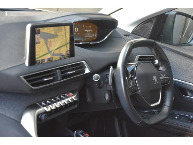 ５００８ アリュール　ＡＣＣ　パノラマＳＲ　純正ナビ　Ｂカメラ　ハーフレザーシート　電動バックドア　コーナーセンサー　ワイヤレス充電　パドルシフト　アイドリングストップ　プッシュスタート　レーンキープ　ＬＥＤヘッドライト（9枚目）