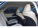 ＲＸ４５０ｈＬ　ワンオーナー　Ｌｅｘｕｓ　Ｓａｆｅｔｙ　Ｓｙｓｔｅｍ＋　パノラミックビューモニター　ＡＣＣ　カラーＨＵＤ　アイボリー革　純正ナビ　フルセグ　３眼ＬＥＤライト　電動バックドア　純２０ＡＷ　シートヒーター（34枚目）