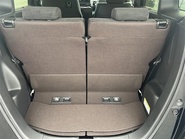 N-BOXカスタム G・Lホンダセンシング 4WD 純正ナビ バックカメラ フルセグ ETC Bluetooth接続 衝突軽減装置 電動スライドドア レーダークルーズコントロール シートヒーター オートライト オートエアコン LEDヘッドライト(7枚目)