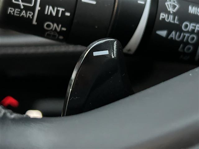 ヴェゼル ハイブリッド　モデューロＸ・ホンダセンシング　ＭｏｄｕｌｏＸフロントバンパー、フロントグリル　純正ナビ　バックカメラ　ＬＥＤオートライト　ＬＥＤフォグランプ　ハーフレザーシート　シートヒーター　純正１８インチＡＷ　パドルシフト　ルーフレール（13枚目）