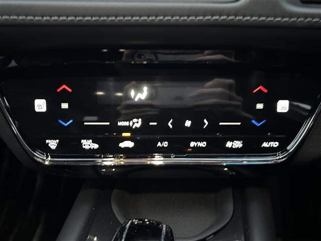 ヴェゼル ハイブリッド　モデューロＸ・ホンダセンシング　ＭｏｄｕｌｏＸフロントバンパー、フロントグリル　純正ナビ　バックカメラ　ＬＥＤオートライト　ＬＥＤフォグランプ　ハーフレザーシート　シートヒーター　純正１８インチＡＷ　パドルシフト　ルーフレール（21枚目）