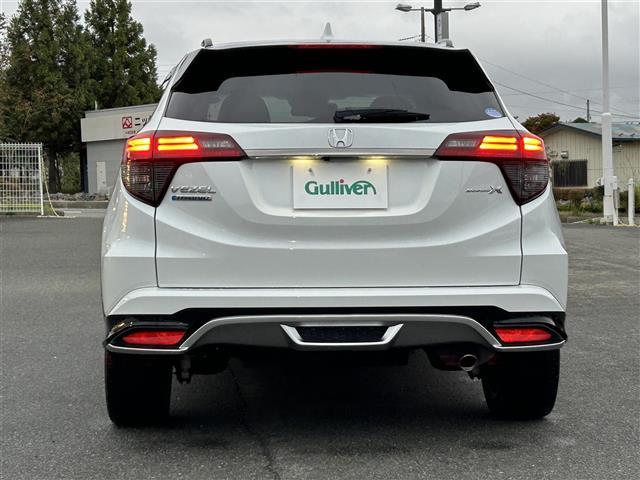 ヴェゼル ハイブリッド　モデューロＸ・ホンダセンシング　ＭｏｄｕｌｏＸフロントバンパー、フロントグリル　純正ナビ　バックカメラ　ＬＥＤオートライト　ＬＥＤフォグランプ　ハーフレザーシート　シートヒーター　純正１８インチＡＷ　パドルシフト　ルーフレール（30枚目）