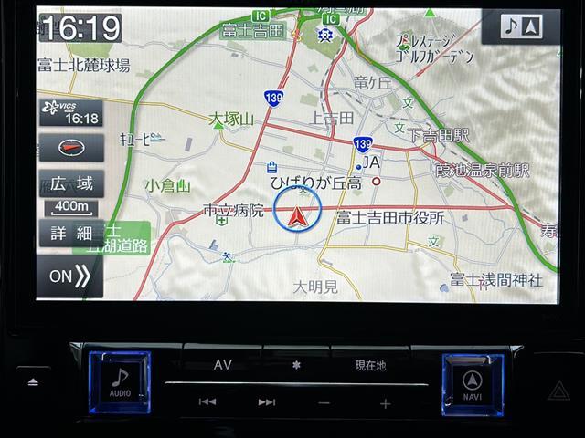 アルファード ２．５Ｓ　Ｃパッケージ　ＡＬＰＩＮＥフリップダウンモニター　ツインムーンルーフ　ＡＬＰＩＮＥナビ　両側パワースライドドア　パワーバックドア　クルーズコントロール　ＬＥＤオートライト　ＬＥＤフォグランプ　ハーフレザーシート（2枚目）