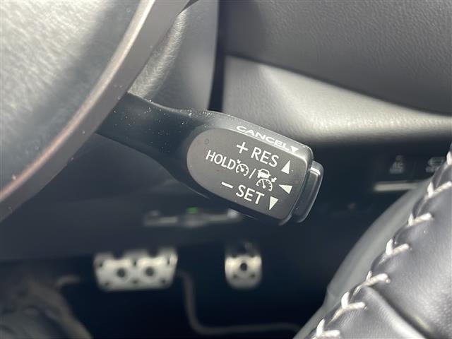 気になる車はすぐにお問い合わせください!画面右側の0066から始まる無料ダイヤルからお問い合わせ下さい!専門スタッフがお車のご質問にお答えいたします!