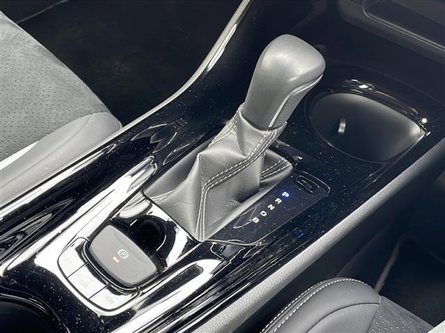 店頭販売もしておりますので、先に在庫が無くなってしまうこともございます。気になる車はまずはお問い合わせください!