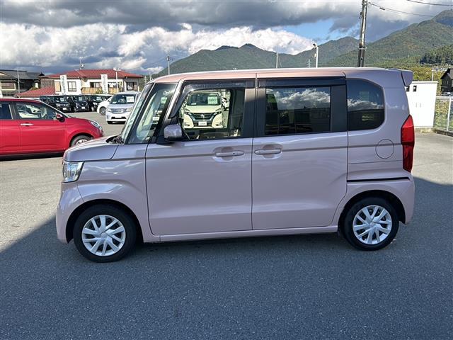 N-BOX L・ターボ 純正ナビ TV/CD/DVD/BT/バックカメラ 両側パワースライドドア ETC プッシュスタート スマートキー スペアキー2本 純正フロアマット 前席シートヒーター ベンチシート 横滑り防止装置(11枚目)