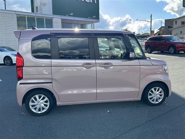 N-BOX L・ターボ 純正ナビ TV/CD/DVD/BT/バックカメラ 両側パワースライドドア ETC プッシュスタート スマートキー スペアキー2本 純正フロアマット 前席シートヒーター ベンチシート 横滑り防止装置(15枚目)