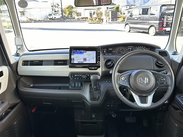 N-BOX L・ターボ 純正ナビ TV/CD/DVD/BT/バックカメラ 両側パワースライドドア ETC プッシュスタート スマートキー スペアキー2本 純正フロアマット 前席シートヒーター ベンチシート 横滑り防止装置(16枚目)