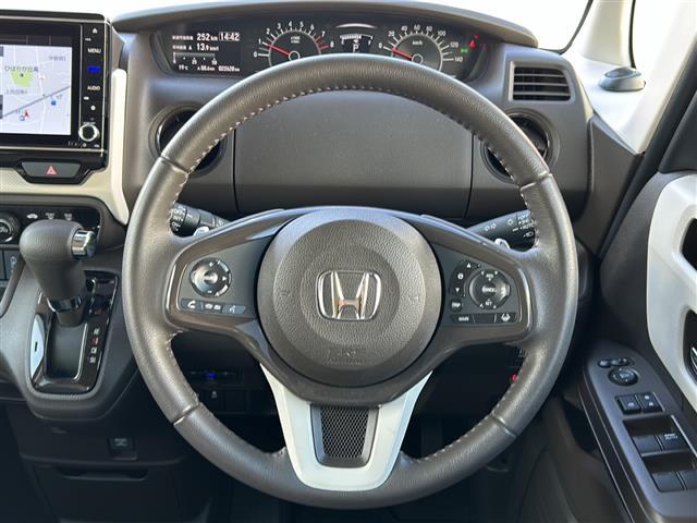 N-BOX L・ターボ 純正ナビ TV/CD/DVD/BT/バックカメラ 両側パワースライドドア ETC プッシュスタート スマートキー スペアキー2本 純正フロアマット 前席シートヒーター ベンチシート 横滑り防止装置(20枚目)