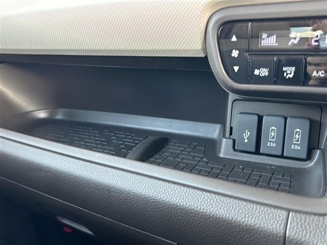 N-BOX L・ターボ 純正ナビ TV/CD/DVD/BT/バックカメラ 両側パワースライドドア ETC プッシュスタート スマートキー スペアキー2本 純正フロアマット 前席シートヒーター ベンチシート 横滑り防止装置(28枚目)