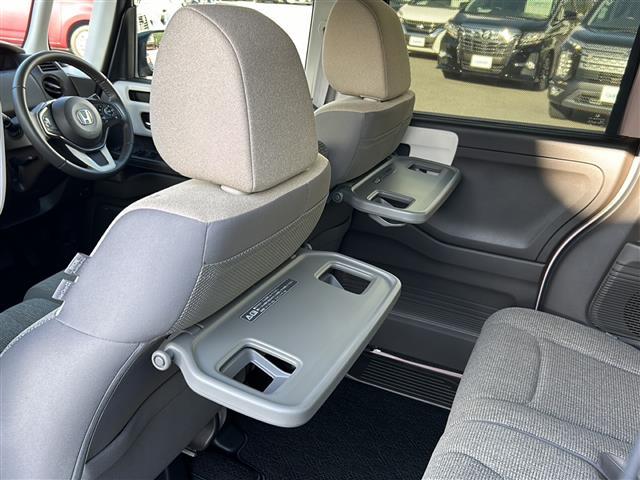 N-BOX L・ターボ 純正ナビ TV/CD/DVD/BT/バックカメラ 両側パワースライドドア ETC プッシュスタート スマートキー スペアキー2本 純正フロアマット 前席シートヒーター ベンチシート 横滑り防止装置(33枚目)