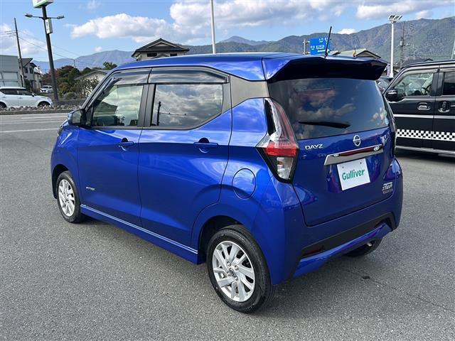 デイズ ハイウェイスター X 4WD 純正ナビ フルセグTV 全方位カメラ ドライブレコーダー ETC スマートキー スペアキー1本純正フロアマット アイドリングストップ シートヒーター前席 コーナーセンサー オートライト(14枚目)