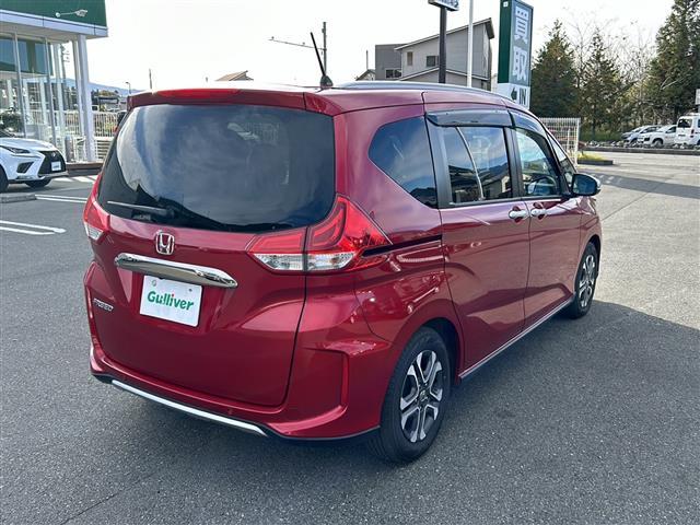 フリード クロスター・ホンダセンシング バックカメラ/ハーフレザーシート/前席シートヒーター/ドライブレコーダー/純正アルミホイール/アイドリングストップ/スマートキー(15枚目)