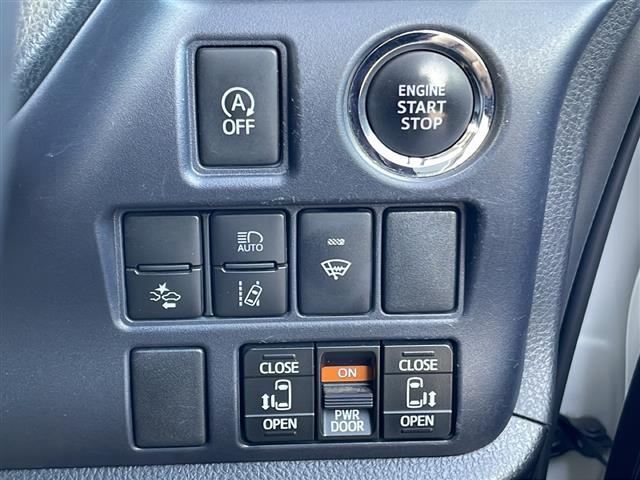 ヴォクシー ZS 煌 純正SDナビ(NSZT-Y64T)CDDVDBTフルセグテレビバックカメラフリップダウンモニターアイドリングストッププッシュスタート両側パワースライドドアETC純正LEDヘッドライト(10枚目)