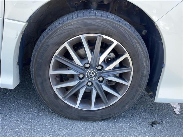 ヴォクシー ZS 煌 純正SDナビ(NSZT-Y64T)CDDVDBTフルセグテレビバックカメラフリップダウンモニターアイドリングストッププッシュスタート両側パワースライドドアETC純正LEDヘッドライト(39枚目)