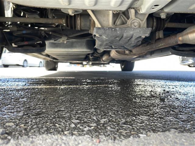 ヴォクシー ZS 煌 純正SDナビ(NSZT-Y64T)CDDVDBTフルセグテレビバックカメラフリップダウンモニターアイドリングストッププッシュスタート両側パワースライドドアETC純正LEDヘッドライト(41枚目)