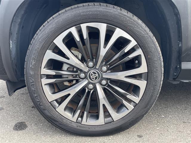 ヤリスクロス ハイブリッドZ 純正ディスプレイオーディオ フルセグ バックカメラ ETC スマートキー LEDライト 4WD ハーフレザー シートヒーター パワーシート コーナーセンサー レーダークルーズコントロール(6枚目)