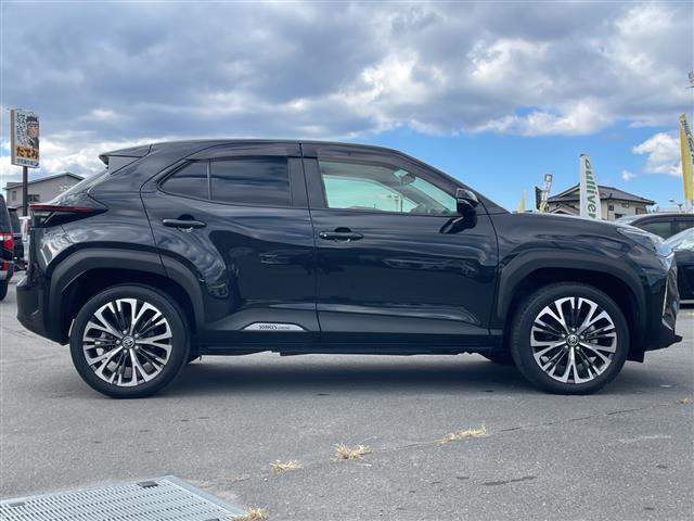 ヤリスクロス ハイブリッドZ 純正ディスプレイオーディオ フルセグ バックカメラ ETC スマートキー LEDライト 4WD ハーフレザー シートヒーター パワーシート コーナーセンサー レーダークルーズコントロール(10枚目)