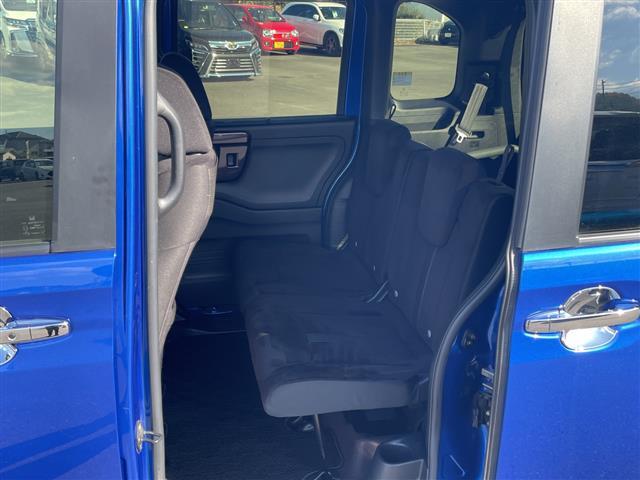 Ｎ－ＢＯＸカスタム Ｇ・スロープＬホンダセンシング　純正ナビ　フルセグ　バックカメラ　ステアリングスイッチ　ビルトインＥＴＣ　フロント席シートヒーター　ホンダセンシング　両側パワースライドドア　車椅子リアスロープ　電動ウィンチ　ＬＥＤライト（12枚目）