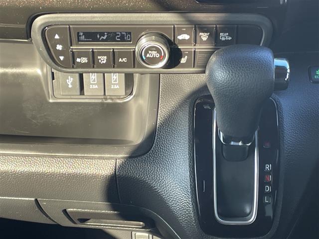 Ｎ－ＢＯＸカスタム Ｇ・スロープＬホンダセンシング　純正ナビ　フルセグ　バックカメラ　ステアリングスイッチ　ビルトインＥＴＣ　フロント席シートヒーター　ホンダセンシング　両側パワースライドドア　車椅子リアスロープ　電動ウィンチ　ＬＥＤライト（13枚目）