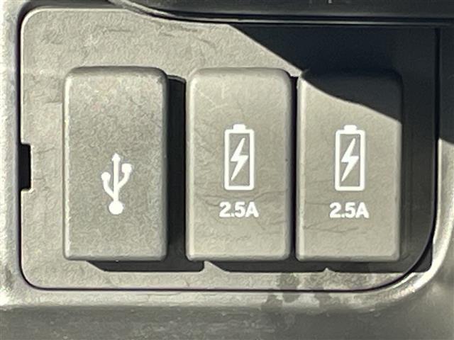 Ｎ－ＢＯＸカスタム Ｇ・スロープＬホンダセンシング　純正ナビ　フルセグ　バックカメラ　ステアリングスイッチ　ビルトインＥＴＣ　フロント席シートヒーター　ホンダセンシング　両側パワースライドドア　車椅子リアスロープ　電動ウィンチ　ＬＥＤライト（31枚目）