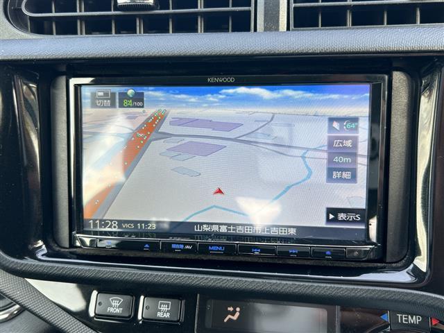 アクア Ｇ　Ｇ’ｓ　社外ナビ　ドライブレコーダー　ステアリングリモコン　純正アルミホイール　リモコンキー　横滑り防止機能　ハーフレザー　ＬＥＤライト　片側シートヒーター（4枚目）