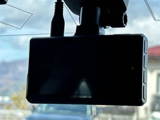 アクア Ｇ　Ｇ’ｓ　社外ナビ　ドライブレコーダー　ステアリングリモコン　純正アルミホイール　リモコンキー　横滑り防止機能　ハーフレザー　ＬＥＤライト　片側シートヒーター（10枚目）